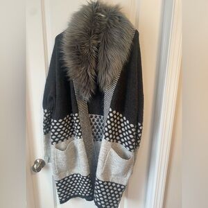 Joseph A Geometric Black Gray Open Cardigan Knit Faux Fox Fur Collar Duster M